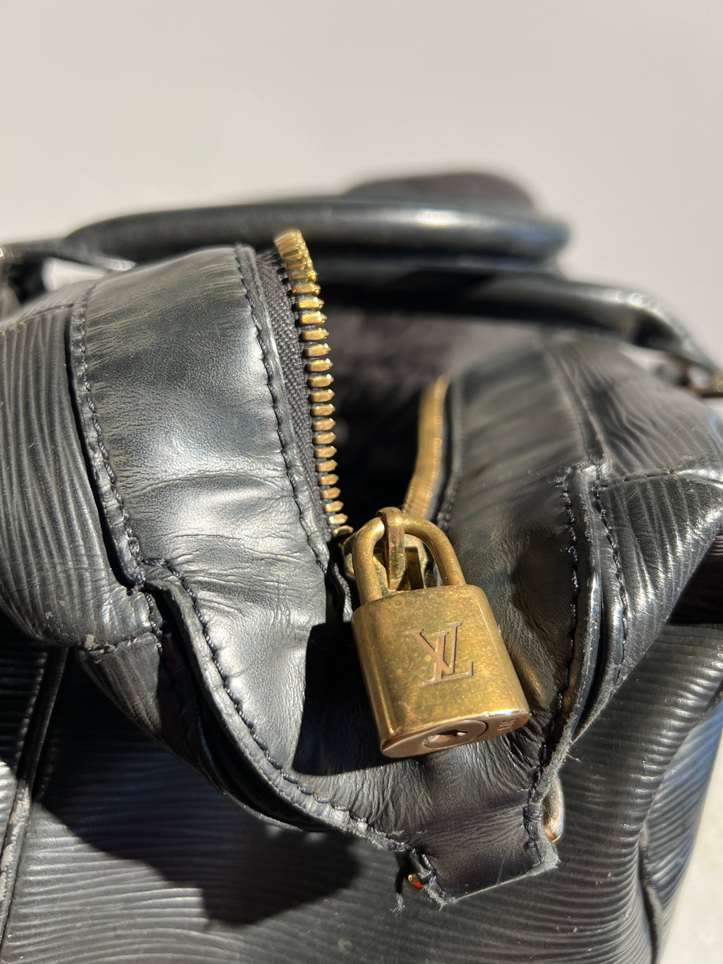 Louis Vuitton Epi Yoga Bag met originele mat – Noir