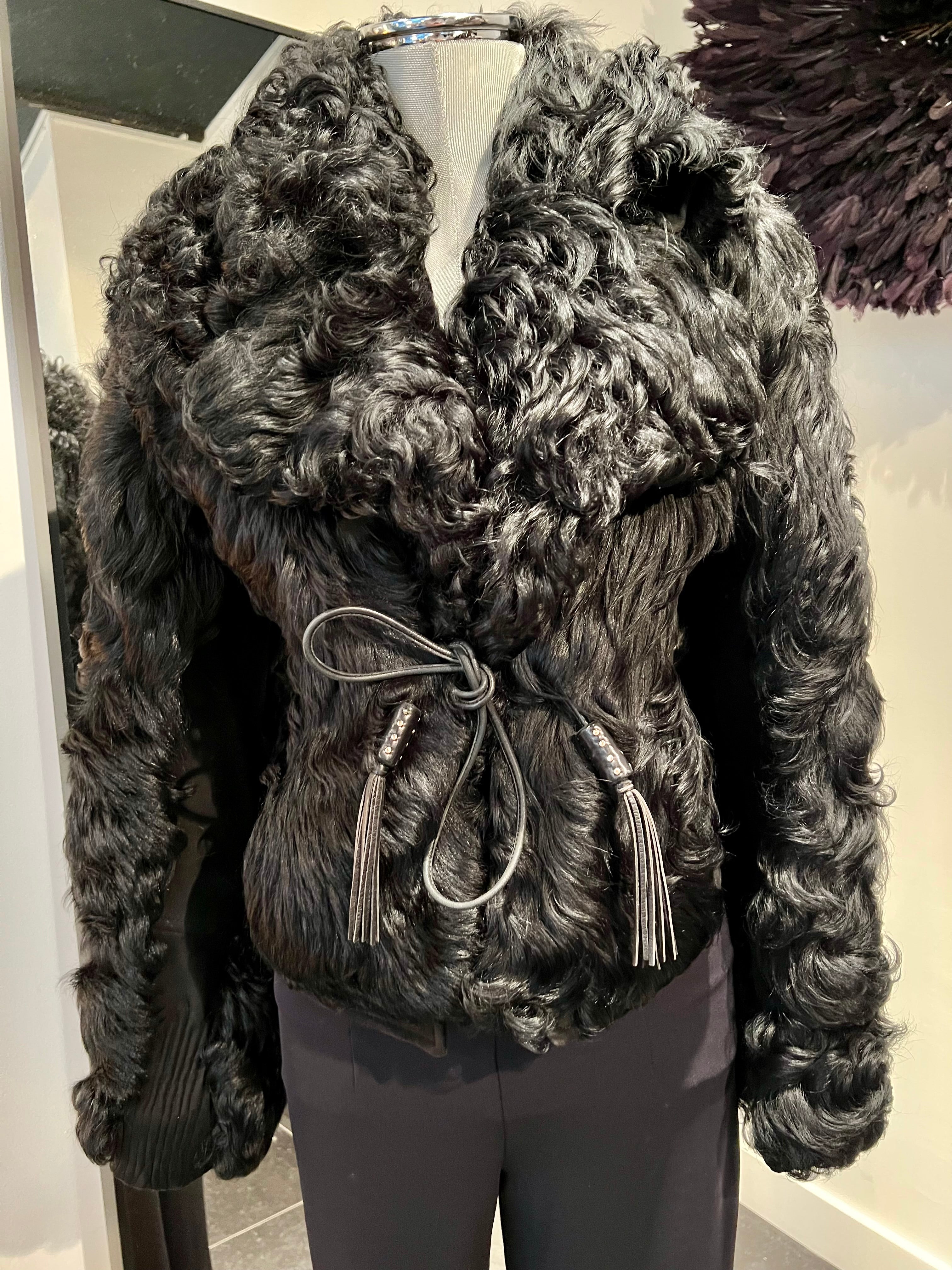 Yves Saint Laurent Rive Gauche – Zwart lammyjack met ceintuur