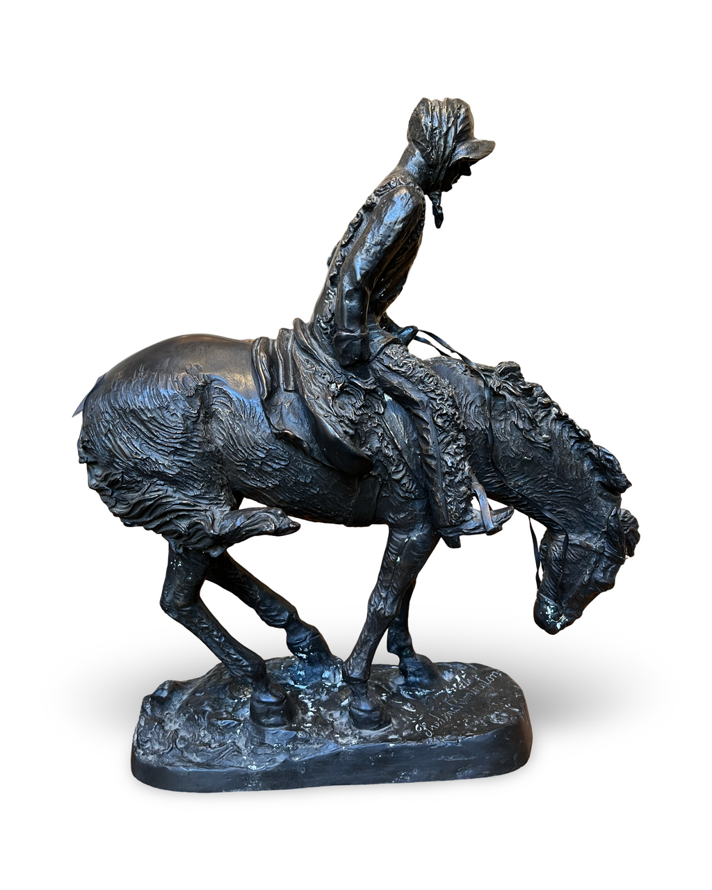 Bronzen ruitersculptuur in westerse sfeer