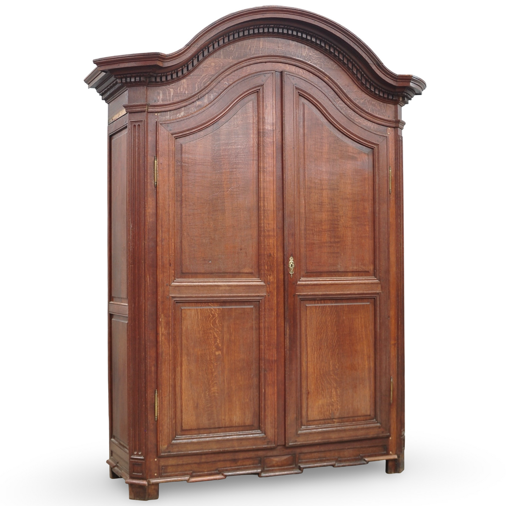 Monumentale eiken linnenkast Periode: ca. 1760–1780