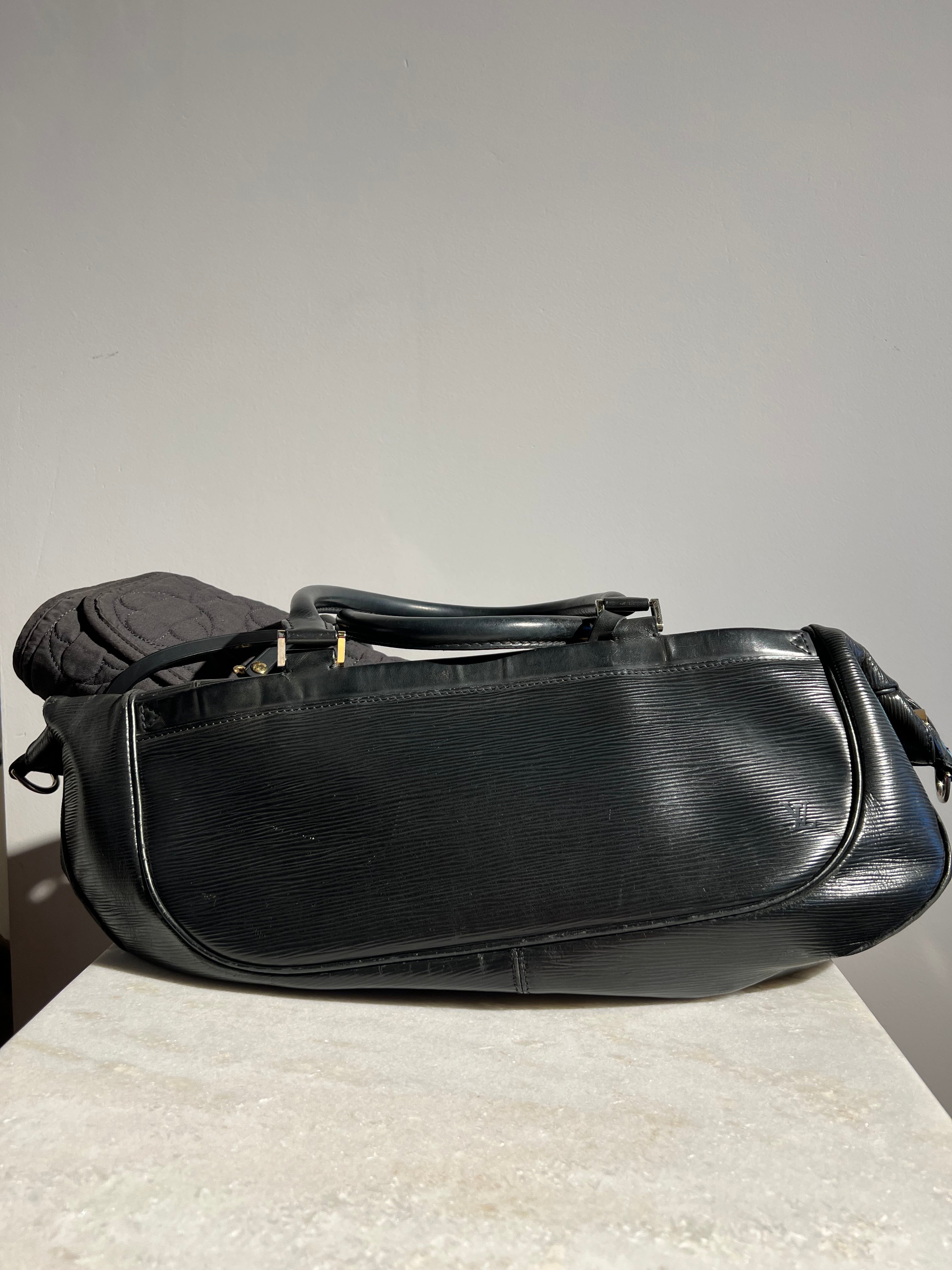 Louis Vuitton Epi Yoga Bag met originele mat – Noir