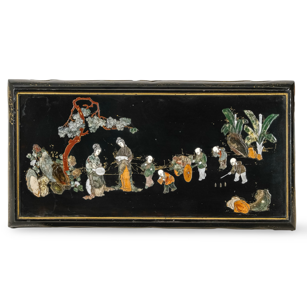 A Chinese lacquer coffee table with inlaid hardstone figures, made in a Guangzhou/Hong Kong
