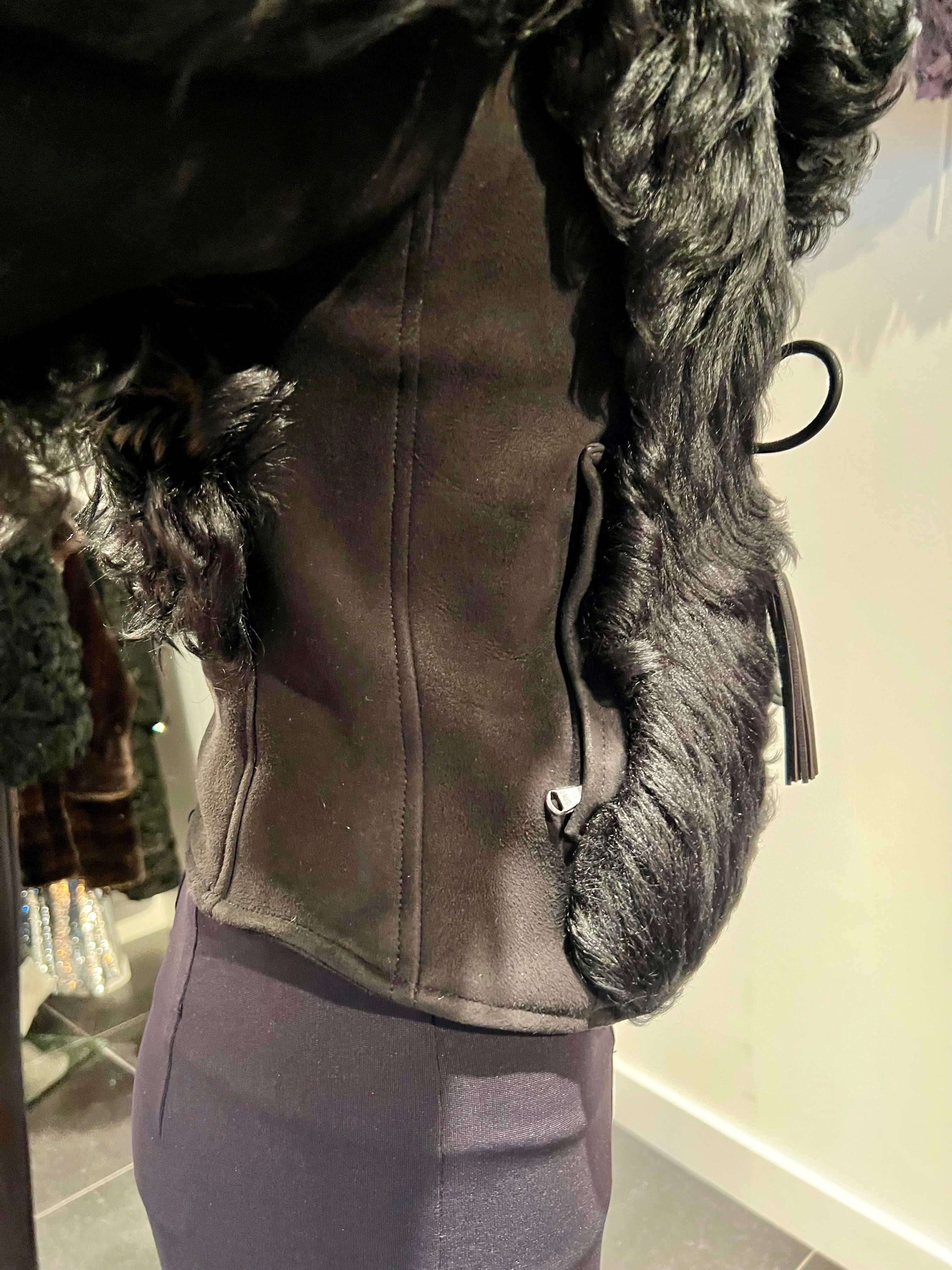 Yves Saint Laurent Rive Gauche – Zwart lammyjack met ceintuur